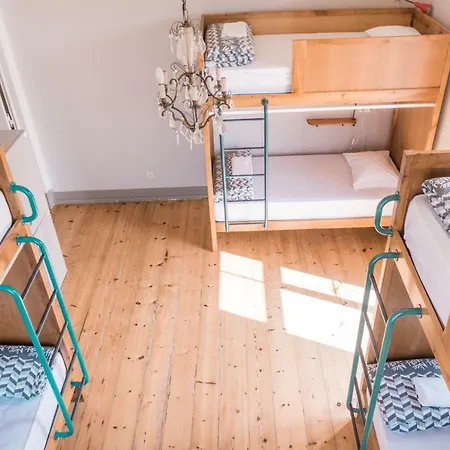 Хостел Nice Way Синтра